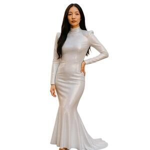 Silver Mermaid Sharp Shoulder Turtle Neck Fishtail Train